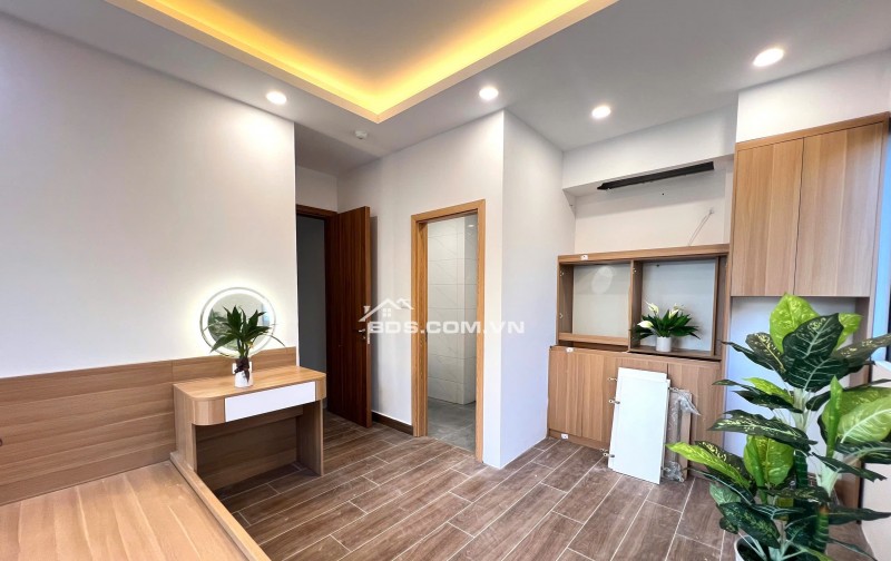 Phạm Ngọc Thạch - Đông Tác: Nhà ô tô đỗ cửa, DT 66m2; Tiện ích cao; Giá đầu tư - chỉ Chỉ 11,2tỷ